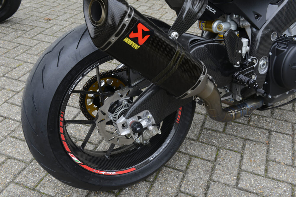 aprillia3